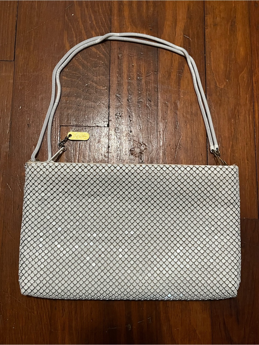 Vintage Lyrella 70s/80s White Enameled Metal Mesh Shoulder Evening Bag Like New
